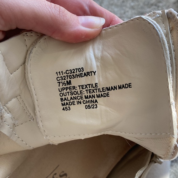 Cliffs Booties - Picture 9 of 10